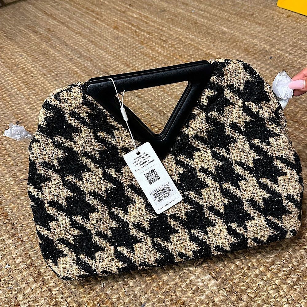Handbag 